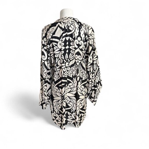 H&M Black White Abstract Print Dress M Fits L Flowy V-Neck Tunic Style Boho - Picture 3 of 7